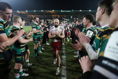 180126 - Northampton Saints v Scarlets - European Rugby Champions Cup - Josh Macleod of Scarlets at full time