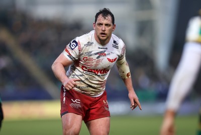 180126 - Northampton Saints v Scarlets - European Rugby Champions Cup - Ryan Elias of Scarlets 