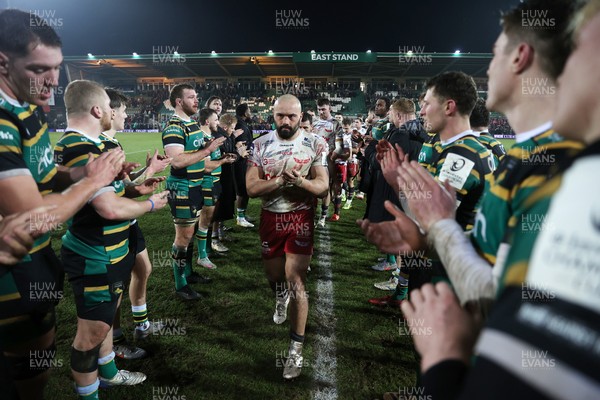 180126 - Northampton Saints v Scarlets - European Rugby Champions Cup - Josh Macleod of Scarlets at full time