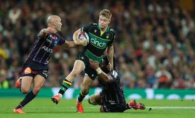 240525 - Northampton Saints v Union Bordeaux-Begles, EPCR Champions Cup Final - Fin Smith of Northampton Saints breaks away