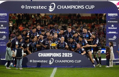 240525 - Northampton Saints v Union Bordeaux-Begles, EPCR Champions Cup Final - Union Bordeaux-Begles celebrate as they lift the Investec Champions Cup