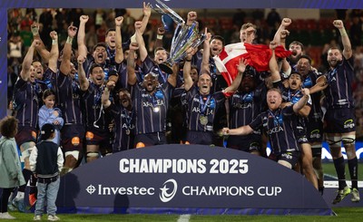240525 - Northampton Saints v Union Bordeaux-Begles, EPCR Champions Cup Final - Union Bordeaux-Begles celebrate as they lift the Investec Champions Cup