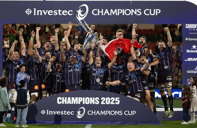 240525 - Northampton Saints v Union Bordeaux-Begles, EPCR Champions Cup Final - Union Bordeaux-Begles celebrate as they lift the Investec Champions Cup