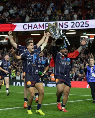240525 - Northampton Saints v Union Bordeaux-Begles, EPCR Champions Cup Final - Union Bordeaux-Begles celebrate as they lift the Investec Champions Cup