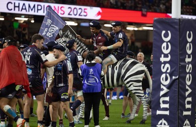 240525 - Northampton Saints v Union Bordeaux-Begles, EPCR Champions Cup Final - Union Bordeaux-Begles celebrate winning the Investec Champions Cup