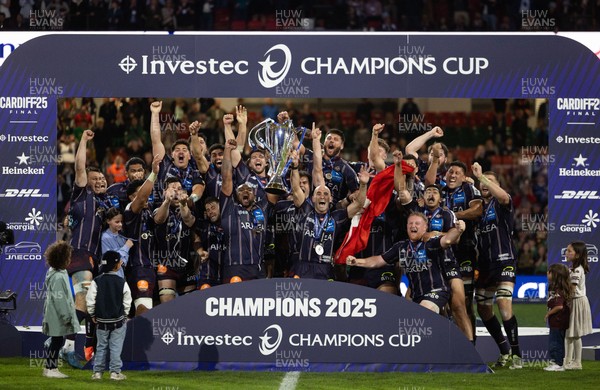 240525 - Northampton Saints v Union Bordeaux-Begles, EPCR Champions Cup Final - Union Bordeaux-Begles celebrate as they lift the Investec Champions Cup