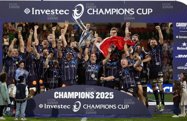240525 - Northampton Saints v Union Bordeaux-Begles, EPCR Champions Cup Final - Union Bordeaux-Begles celebrate as they lift the Investec Champions Cup