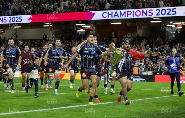 240525 - Northampton Saints v Union Bordeaux-Begles, EPCR Champions Cup Final - Union Bordeaux-Begles celebrate as they lift the Investec Champions Cup