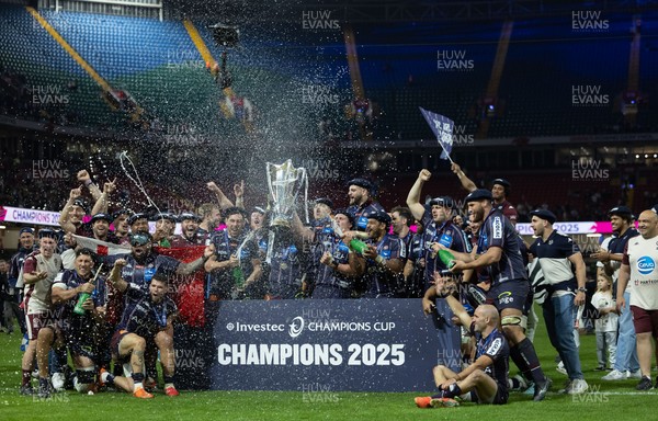 240525 - Northampton Saints v Union Bordeaux-Begles, EPCR Champions Cup Final - Union Bordeaux-Begles celebrate as they lift the Investec Champions Cup