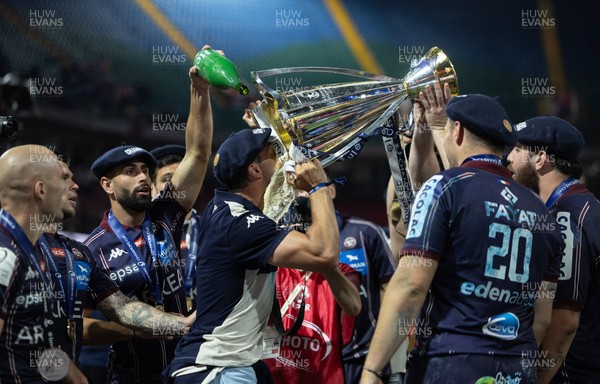240525 - Northampton Saints v Union Bordeaux-Begles, EPCR Champions Cup Final - Union Bordeaux-Begles celebrate as they lift the Investec Champions Cup