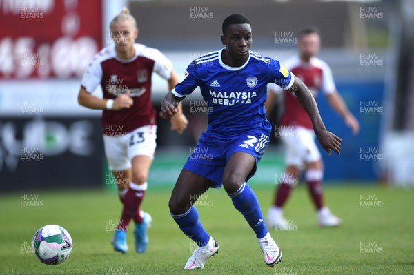 050920 - Northampton Town v Cardiff City - Carabao Cup First Round South - Jordi Osei-Tutu of Cardiff City looks for support