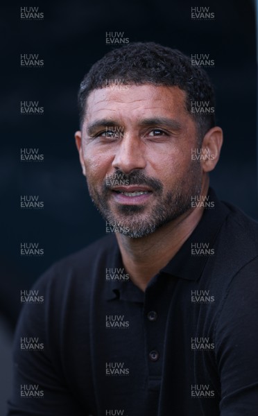 050926 - Northampton Town v Newport County, EFL Sky Bet League 2 - Newport County head coach Hayden Mullins