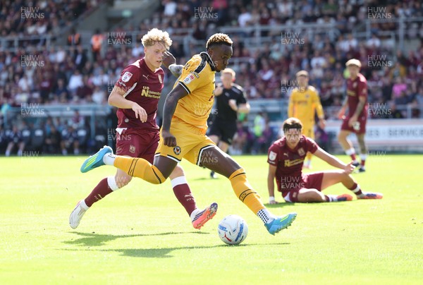 050926 - Northampton Town v Newport County, EFL Sky Bet League 2 - Shaquille Gwengwe of Newport County looks to shoot at goal
