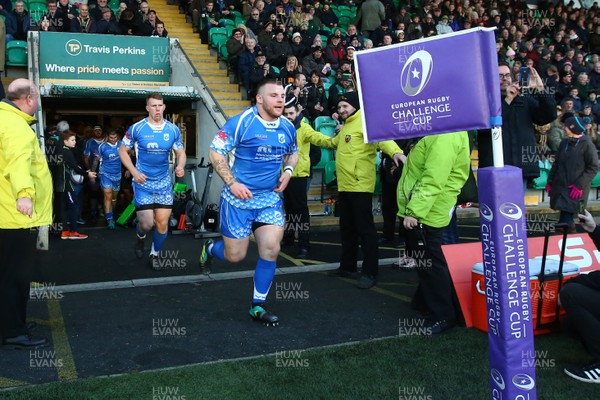 081218 Northampton Saints v Dragons - European Rugby Challenge Cup - Lloyd Fairbrother(R) and Jack Dixon of The Dragons lead the side out on their 100th games