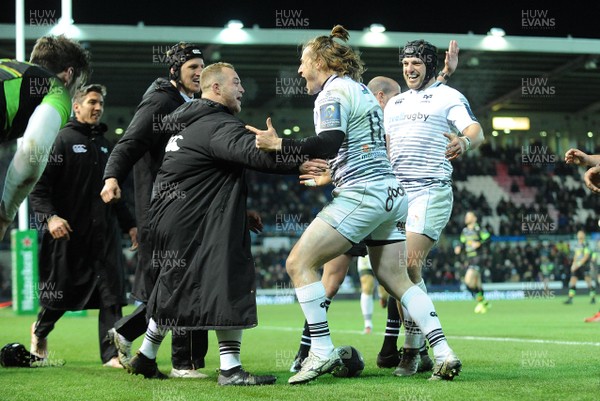 091217 - Northampton Saints v Ospreys - European Rugby Champions Cup - Jeff Hassler of Ospreys celebrates try with team mates