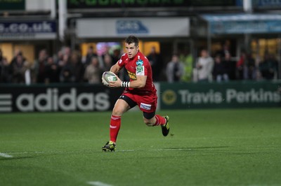 18.11.11 - Northampton Saints v Scarlets - Heineken Cup Scarlets' Gareth Davies makes a break 