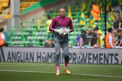 030525 - Norwich City v Cardiff City - Sky Bet Championship - Ethan Horvath of Cardiff City warms up 