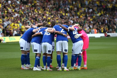 030525 - Norwich City v Cardiff City - Sky Bet Championship - Cardiff players pre match huddle