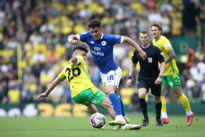 030525 - Norwich City v Cardiff City - Sky Bet Championship - Alex Robertson of Cardiff City dribbles past Marcelino Nunez of Norwich City
