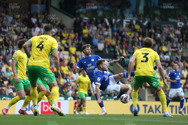 030525 - Norwich City v Cardiff City - Sky Bet Championship - Joe Ralls of Cardiff City attempts a spectacular volley