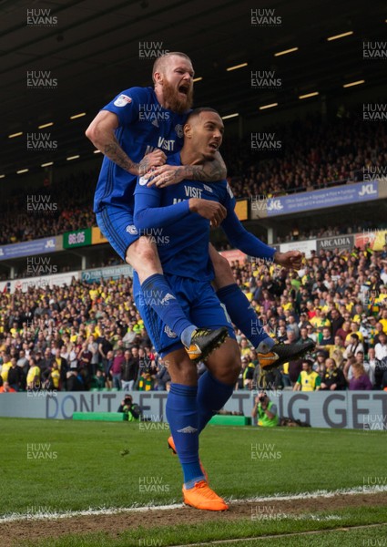 140418 - Norwich City v Cardiff City, Sky Bet Championship - Kenneth Zohore of Cardiff City celebrates with Aron Gunnarsson of Cardiff City after scoring the first goal