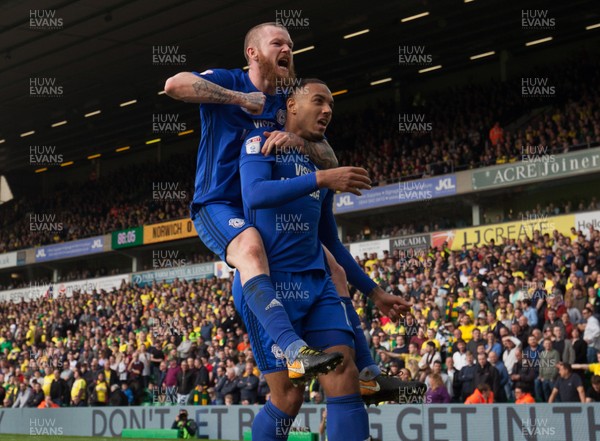 140418 - Norwich City v Cardiff City, Sky Bet Championship - Kenneth Zohore of Cardiff City celebrates with Aron Gunnarsson of Cardiff City after scoring the first goal