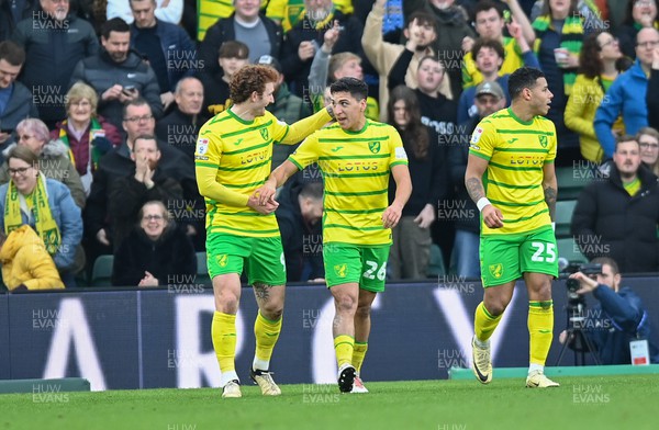 170224 - Norwich City v Cardiff City - Sky Bet Championship - Josh Sargent of Norwich City celebrates with Marcelino Nunez of Norwich City after scoring  their side's 3rd goal to make it 3-1