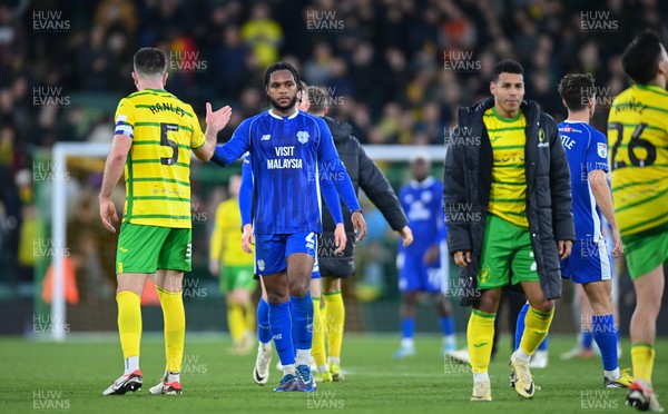 170224 - Norwich City v Cardiff City - Sky Bet Championship - Mahlon Romeo of Cardiff City looks dejected after losing 4-1