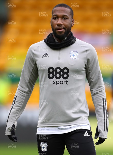 191220 - Norwich City v Cardiff City - Sky Bet Championship - Junior Hoilett of Cardiff City is is seen during the warm up