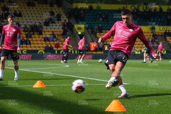 220423 - Norwich City v Swansea City - Sky Bet Championship - Joel Piroe of Swansea City warming up before the game