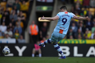 250426 - Norwich City v Swansea City - Sky Bet Championship - Zan Vipotnik of Swansea City shoots from the penalty spot and scores 