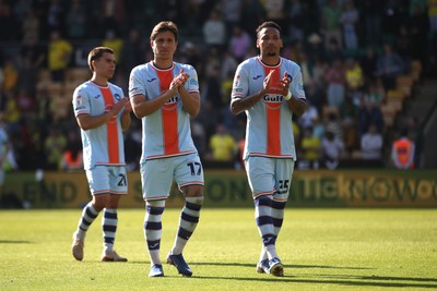 250426 - Norwich City v Swansea City - Sky Bet Championship - Swansea players applaud the Swansea fans 