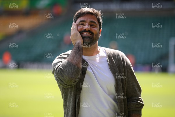 250426 - Norwich City v Swansea City - Sky Bet Championship - Vitor Matos arrives 