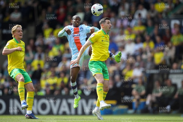 250426 - Norwich City v Swansea City - Sky Bet Championship - Malick Yalcouye of Swansea City fights for the ball