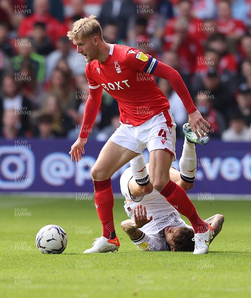 300422 - Nottingham Forest v Swansea City - Sky Bet Championship - Jamie Paterson of Swansea and Joe Worrall of Nottingham Forest