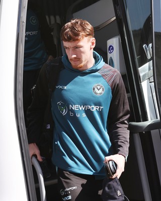 060426 - Notts County v Newport County - Sky Bet League 2 - Ged Garner of Newport arrives