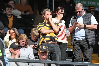 060426 - Notts County v Newport County - Sky Bet League 2 - Newport fans looking unhappy