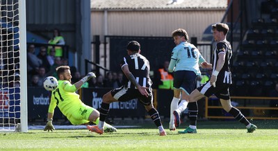 060426 - Notts County v Newport County - Sky Bet League 2 - Harrison Biggins of Newport scores the 1st goal for Newport past Goalkeeper James Belshaw of Notts County