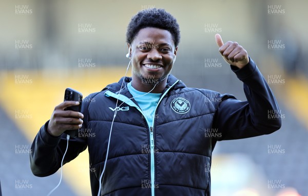 060426 - Notts County v Newport County - Sky Bet League 2 - Bobby Kamwa of Newport