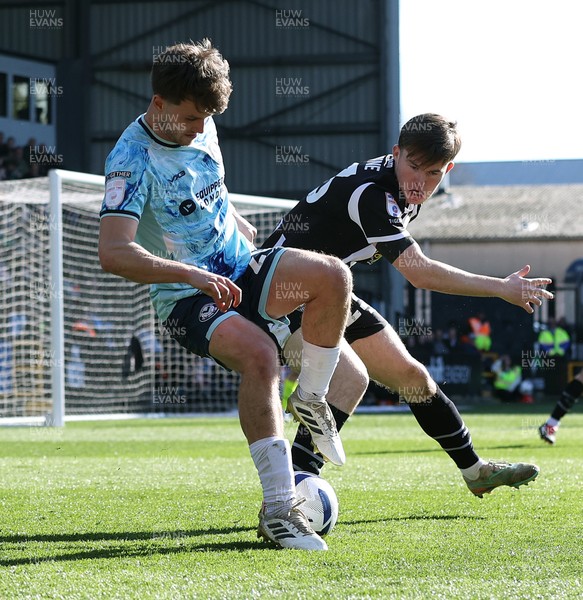 060426 - Notts County v Newport County - Sky Bet League 2 - Ben Lloyd of Newport and Luke Browne of Notts County