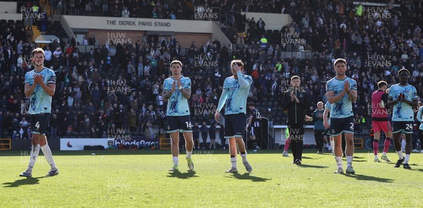 060426 - Notts County v Newport County - Sky Bet League 2 - The team applaud the travelling fans