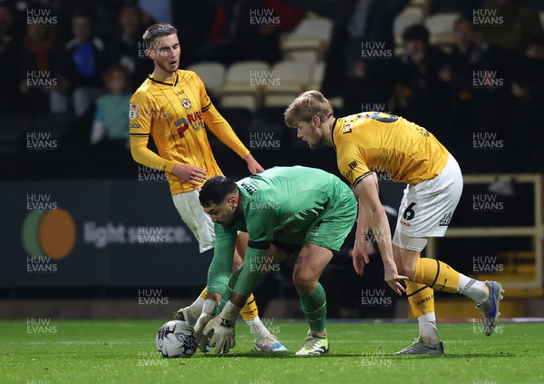 241023 - Notts County v Newport County - Sky Bet League 2 - Goalkeeper Nick Towsend of Newport County fumbles the ball in the 2nd half