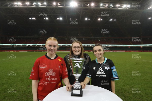 190324 - NPTC v Ysgol Godre’r Berwyn - WRU Welsh Schools Girls U18 Cup Final - Both Captains receive the trophy from WRU Women’s lead Caryl Thomas after the match resulted in a draw