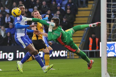 221125 - Oldham Athletic v Newport County - Sky Bet League 2 - Lee Jenkins of Newport header on goal saved by Goalkeeper Mathew Hudsoc of Oldham