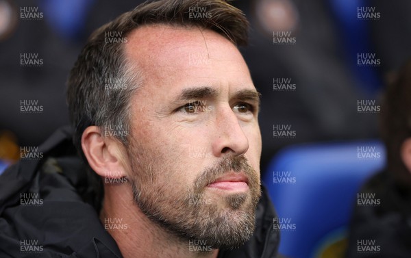 221125 - Oldham Athletic v Newport County - Sky Bet League 2 - Newport manager Christian Fuchs in dugout before match