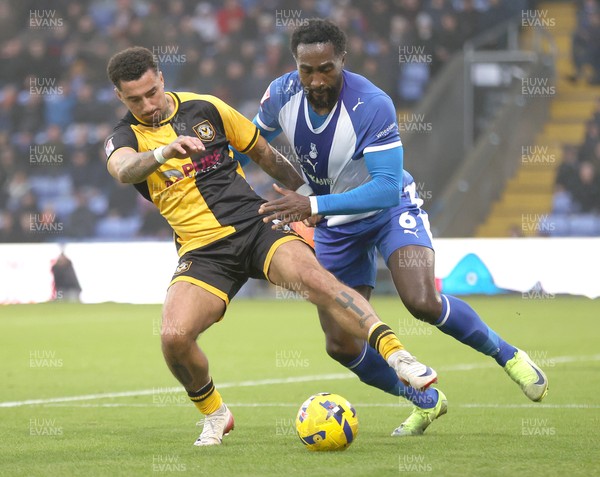 221125 - Oldham Athletic v Newport County - Sky Bet League 2 - Courtney Baker-Richardson of Newport and Manny Monthe of Oldham