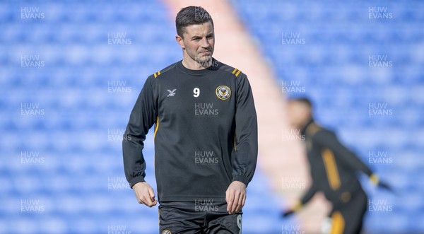290220 - Oldham Athletic v Newport County - Sky Bet League 2 -  Padraig Amond of Newport County warms up ahead of the game against Oldham Athletic 