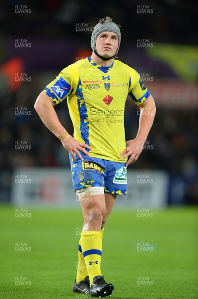 150116 - Ospreys v Clermont Auvergne - European Rugby Champions Cup -Jonathan Davies of Clermont Auvergne