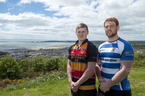 220513 - Ospreys - Pictured with Swansea Bay in the background are Daffyd Howells in Abercrave  kit, left, and Dan Baker in Astradgynlais  kit
