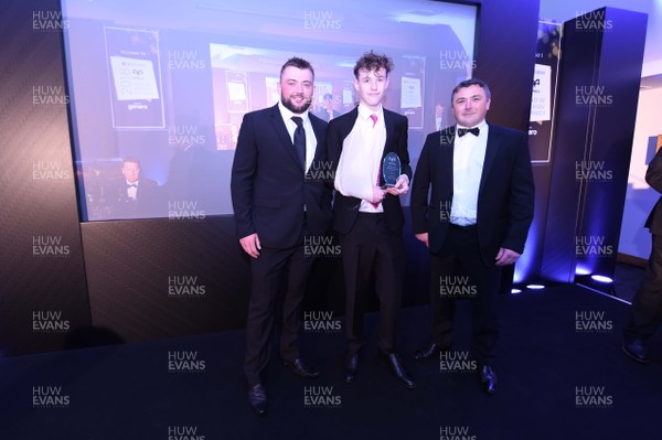 300418 - Ospreys Awards Night - WCR Youth Most Promising Player, Ieuan Matthews (centre)